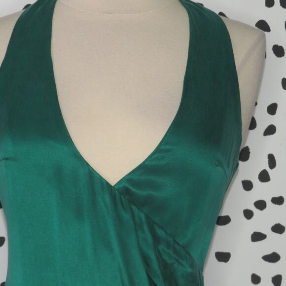 NBD Kelly Green Satin Beverly Blvd Deep V-Neck Evening Dress - Picture 5 of 12